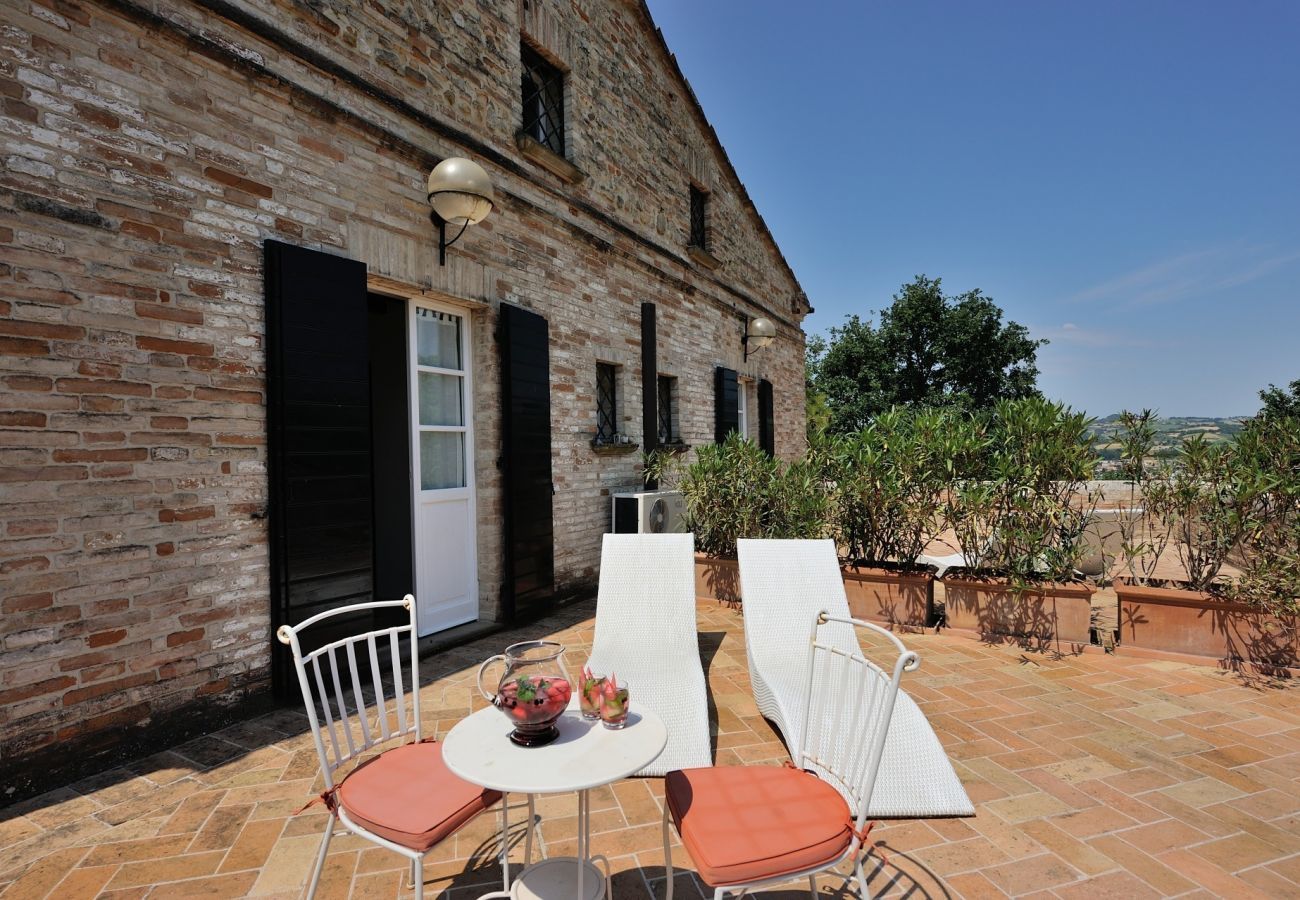Villa Storica is a luxurious dreamvilla with private pool and vineyard in Le Marche, Italy