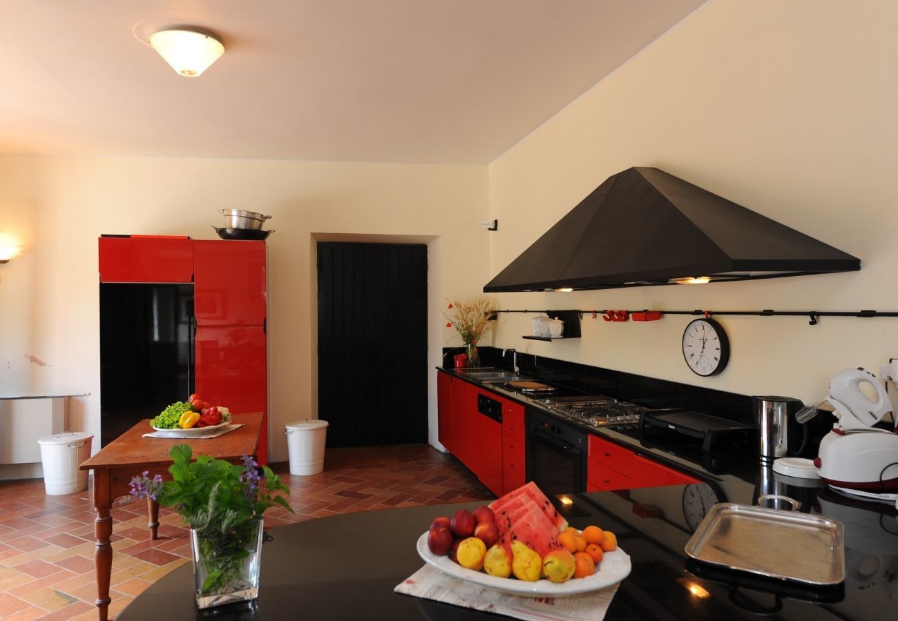 Villa Storica is a luxurious dreamvilla with private pool and vineyard in Le Marche, Italy