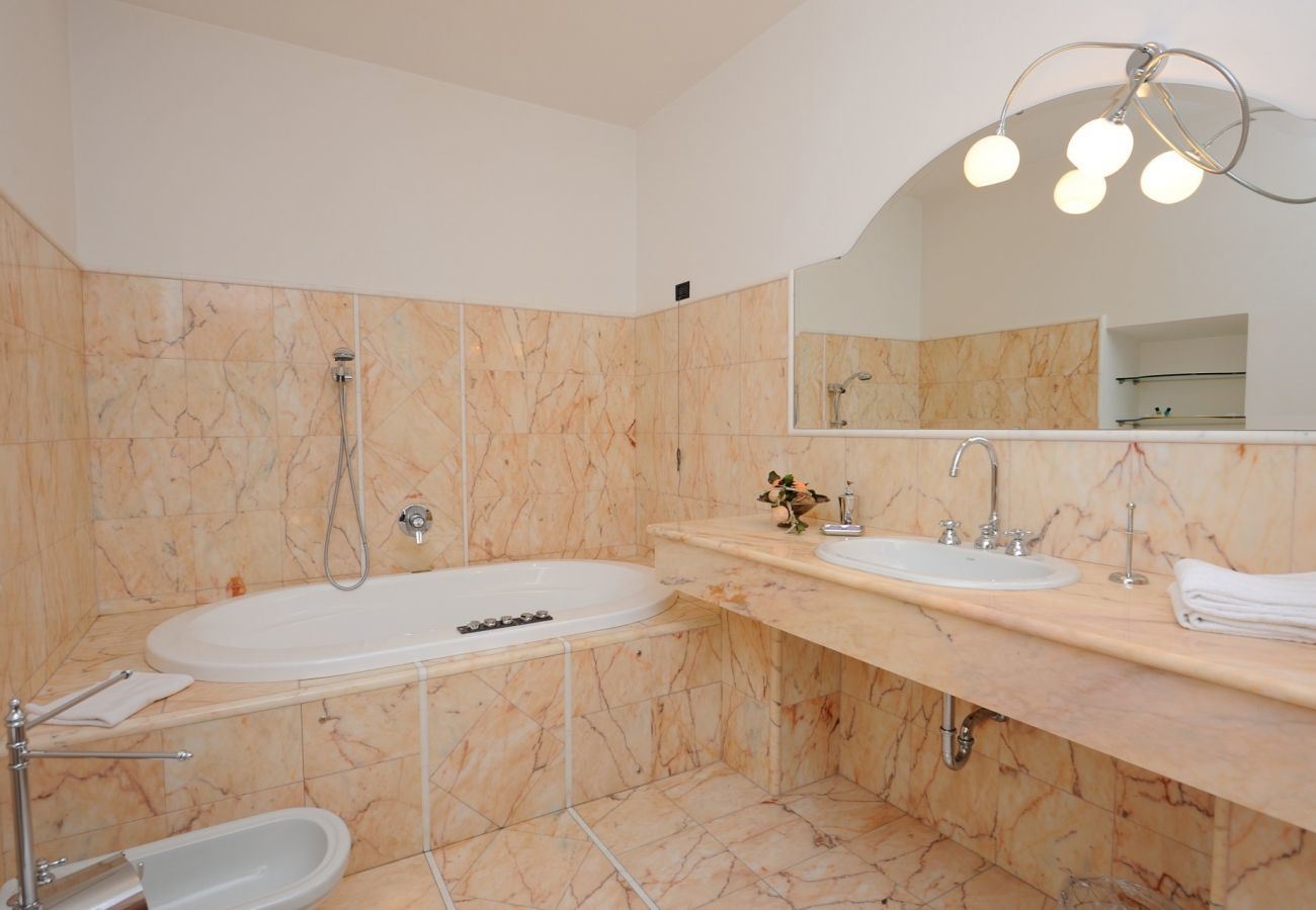 Villa Storica is a luxurious dreamvilla with private pool and vineyard in Le Marche, Italy