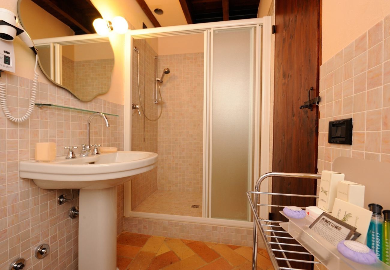 Villa Storica is a luxurious dreamvilla with private pool and vineyard in Le Marche, Italy