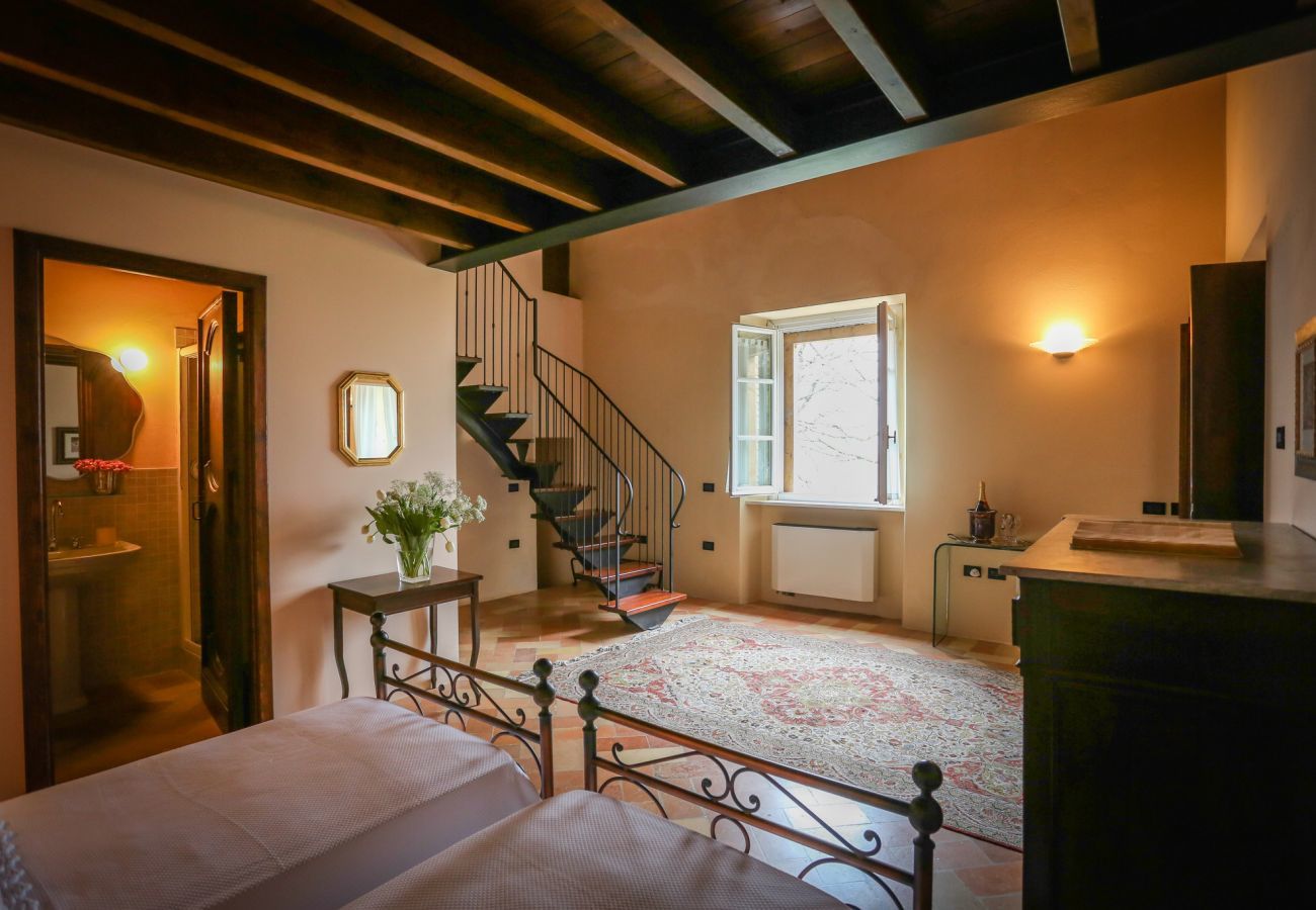 Villa Storica is a luxurious dreamvilla with private pool and vineyard in Le Marche, Italy
