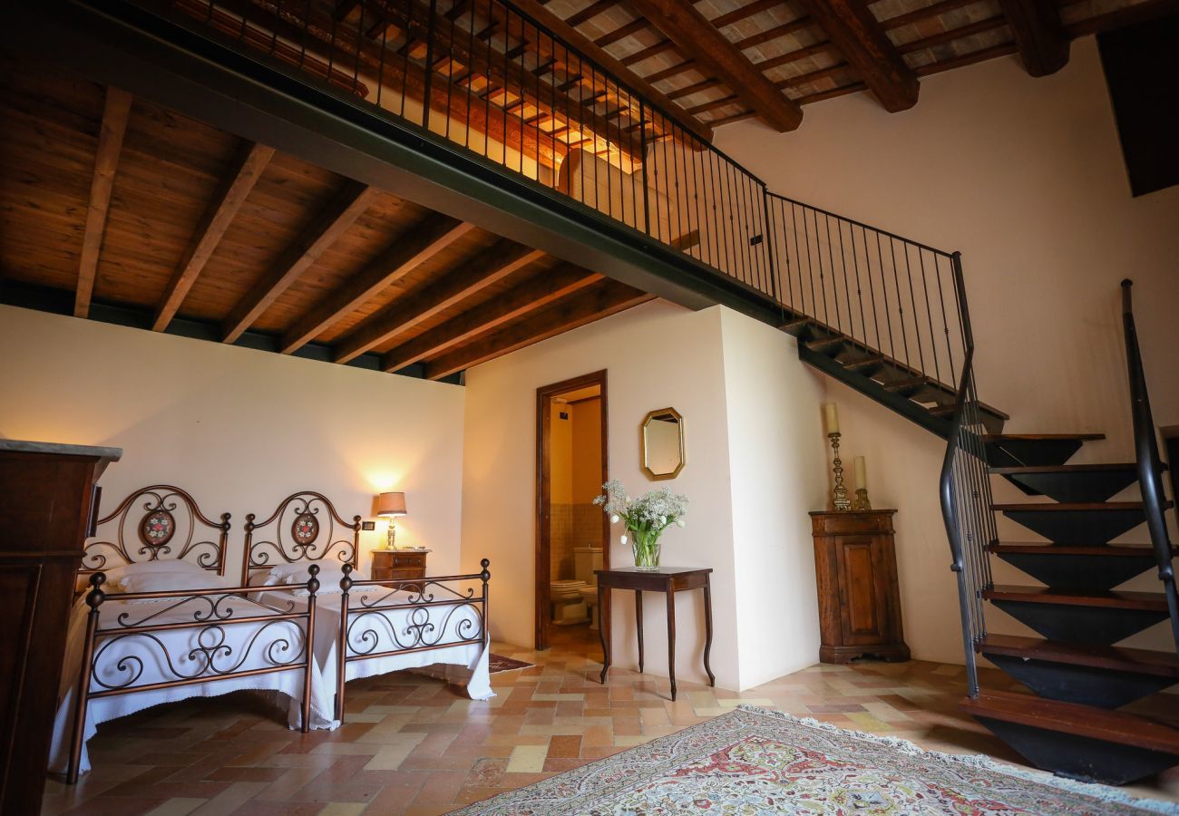 Villa Storica is a luxurious dreamvilla with private pool and vineyard in Le Marche, Italy