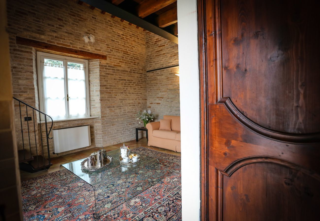 Villa Storica is a luxurious dreamvilla with private pool and vineyard in Le Marche, Italy