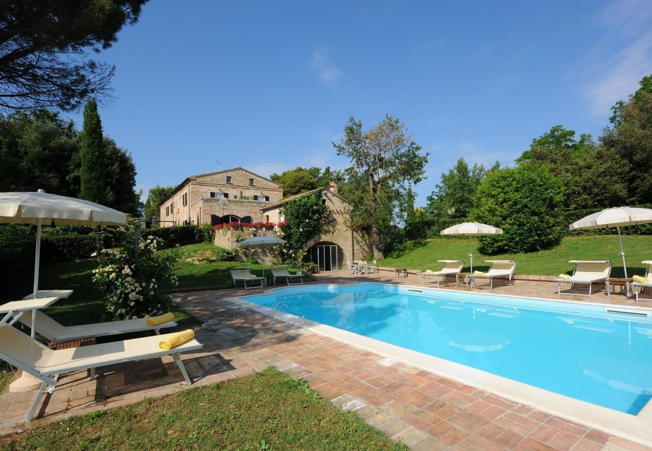 Villa Storica is a luxurious dreamvilla with private pool and vineyard in Le Marche, Italy