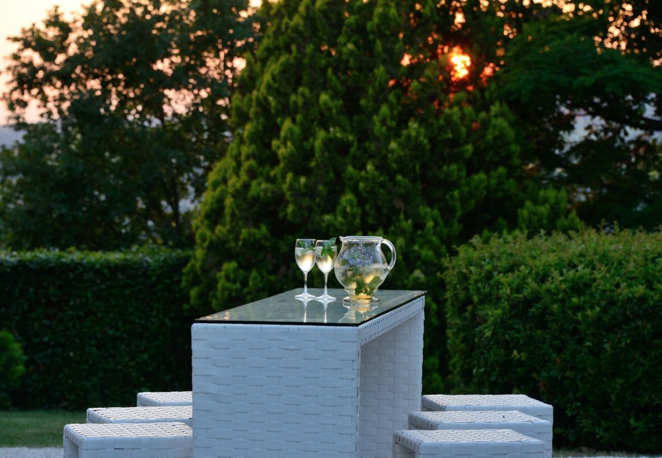 Villa Storica is a luxurious dreamvilla with private pool and vineyard in Le Marche, Italy