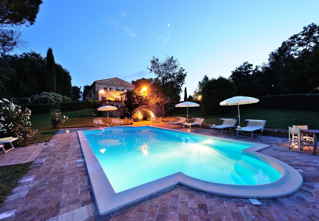 Villa Storica is a luxurious dreamvilla with private pool and vineyard in Le Marche, Italy