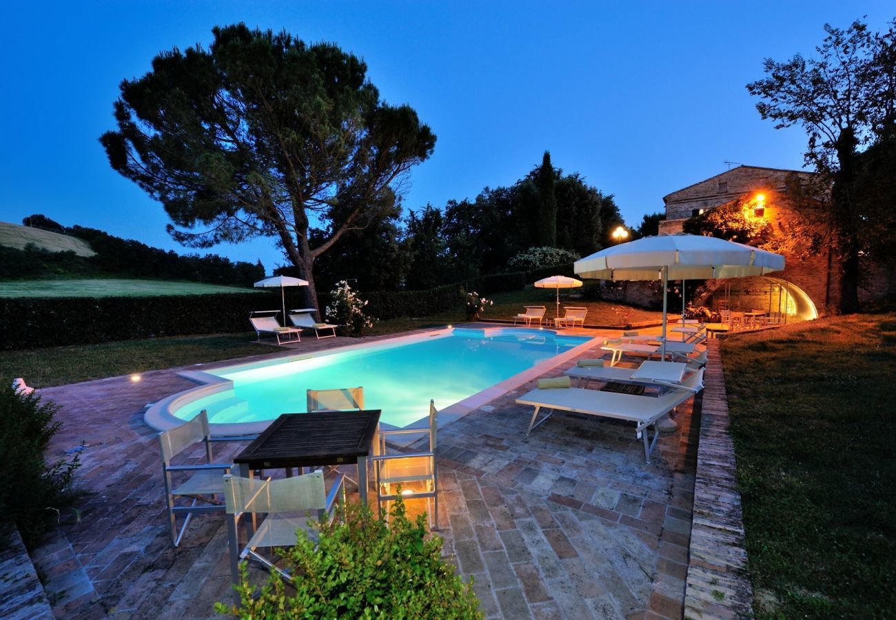 Villa Storica is a luxurious dreamvilla with private pool and vineyard in Le Marche, Italy