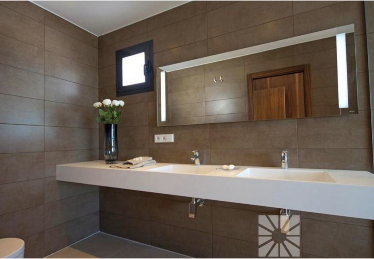 Villa in Benitachell - Casita Travel | Villa Magnolias