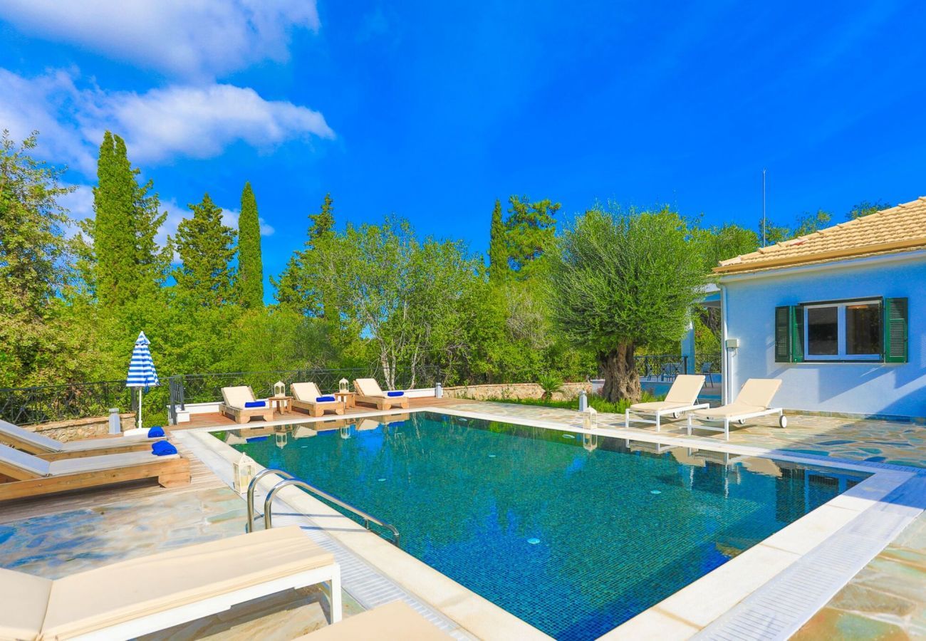 Villa Anthousa | A detached villa with private pool on Corfu, Greece