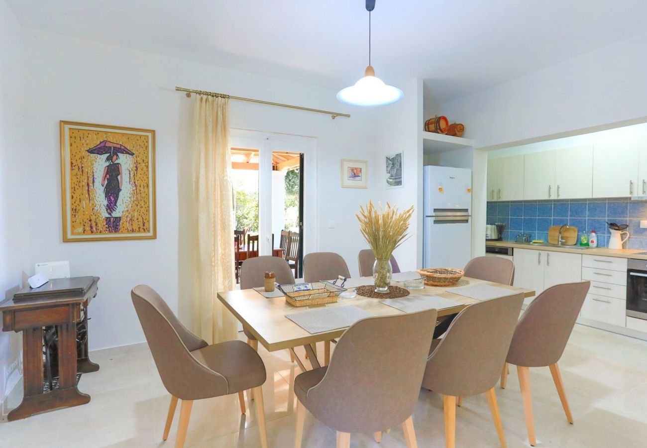 Villa Anthousa | A detached villa with private pool on Corfu, Greece