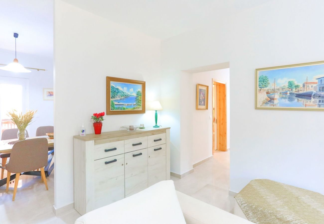 Villa Anthousa | A detached villa with private pool on Corfu, Greece