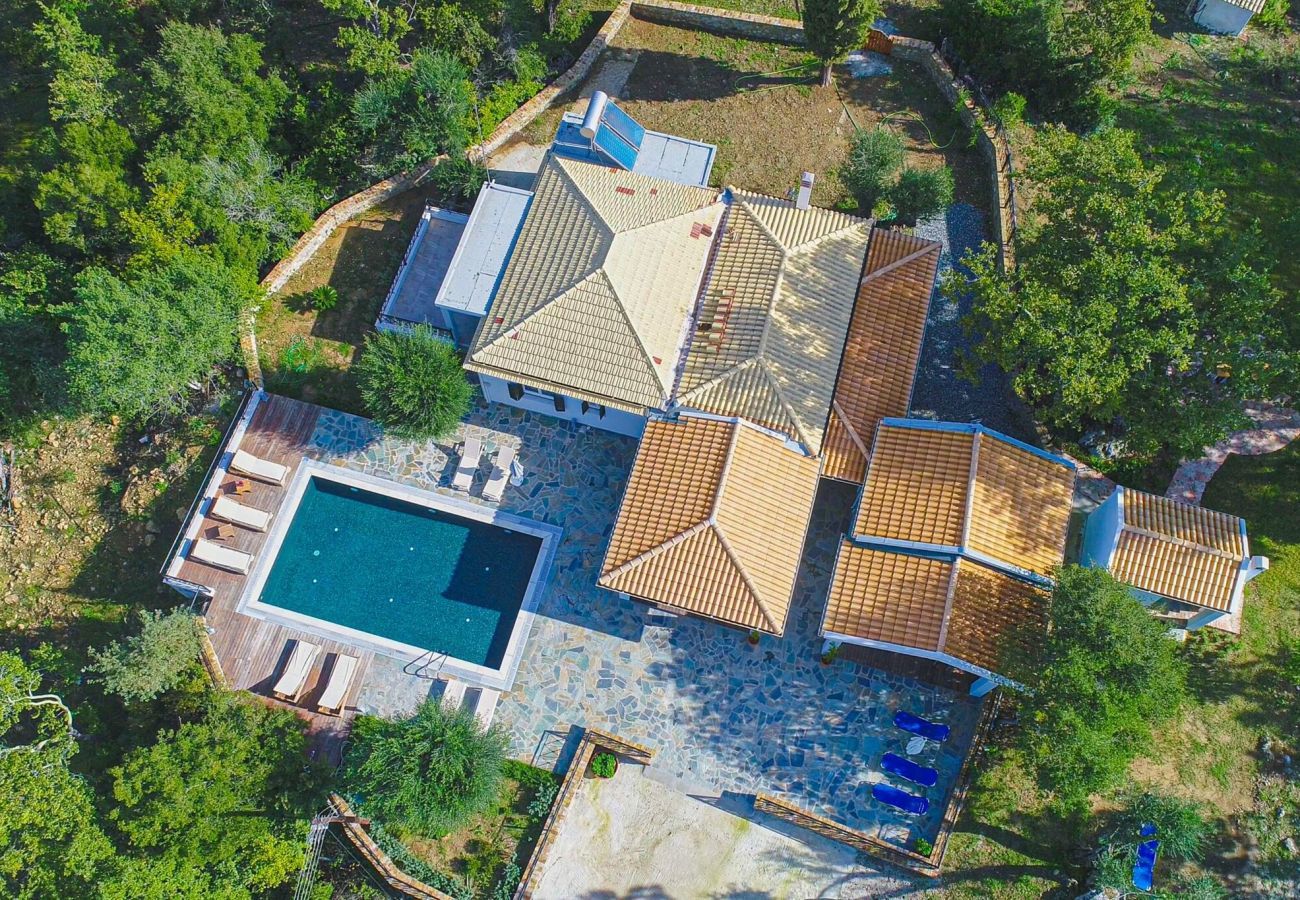 Villa Anthousa | A detached villa with private pool on Corfu, Greece