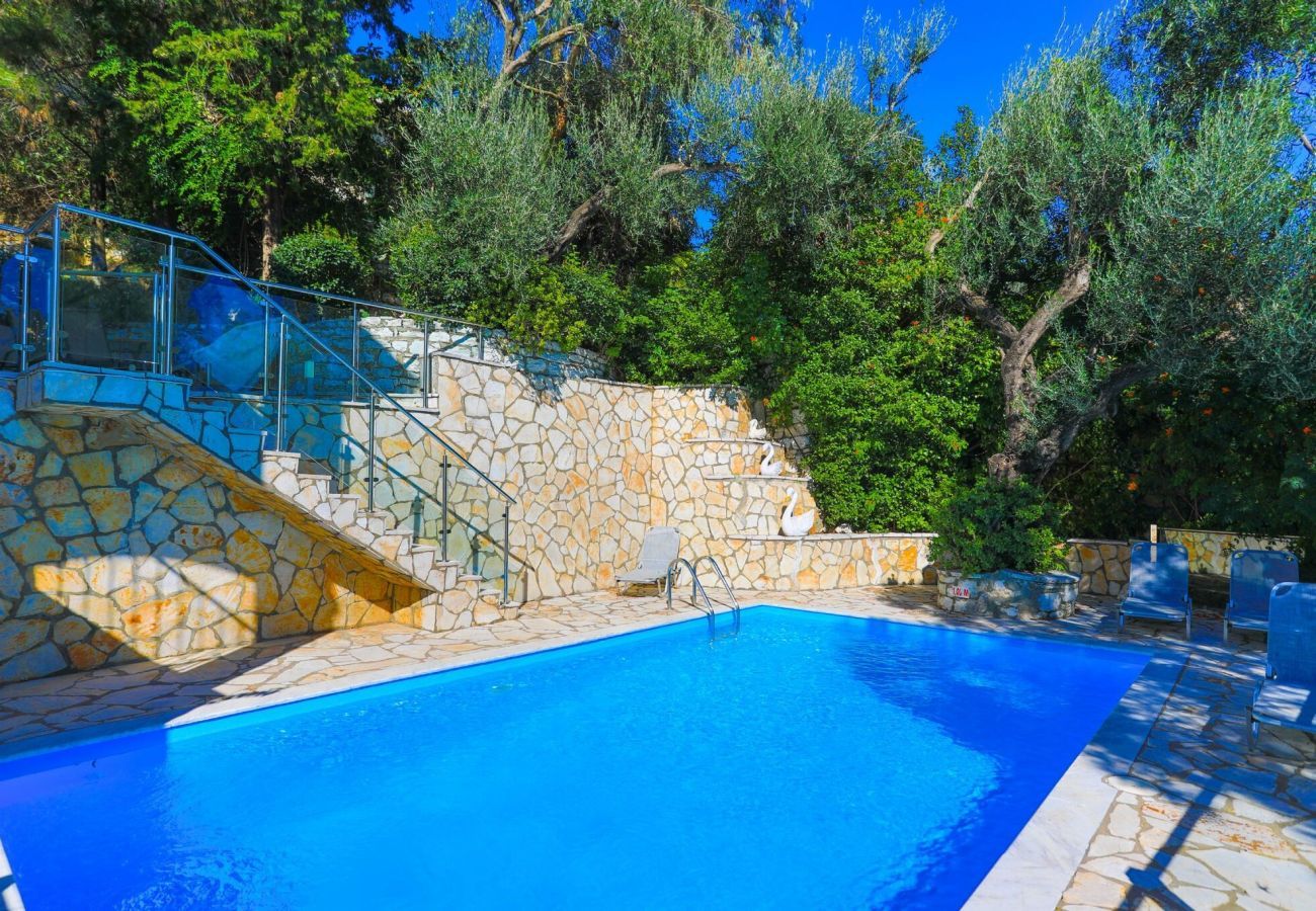 Villa Artemis | A detached villa with private pool on Corfu, Greece