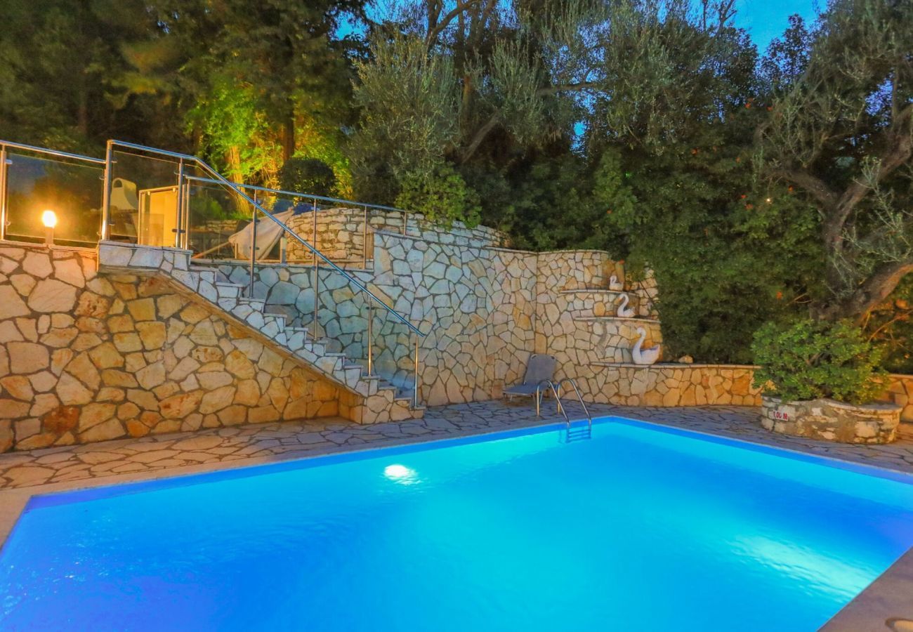 Villa Artemis | A detached villa with private pool on Corfu, Greece