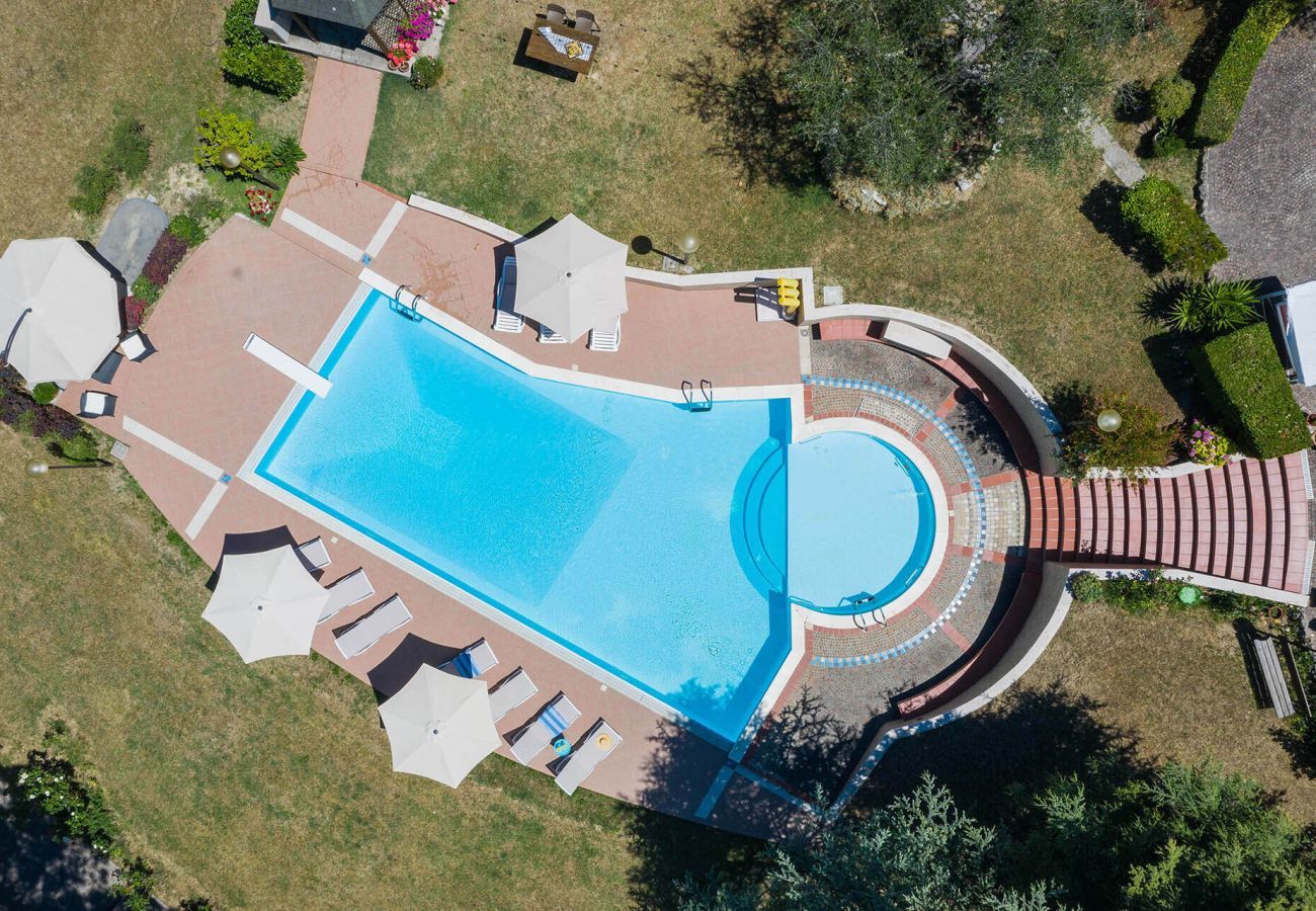 Villa Sofia is a detached villa secluded by nature with private pool and seaviews in Pesaro, Le Marche