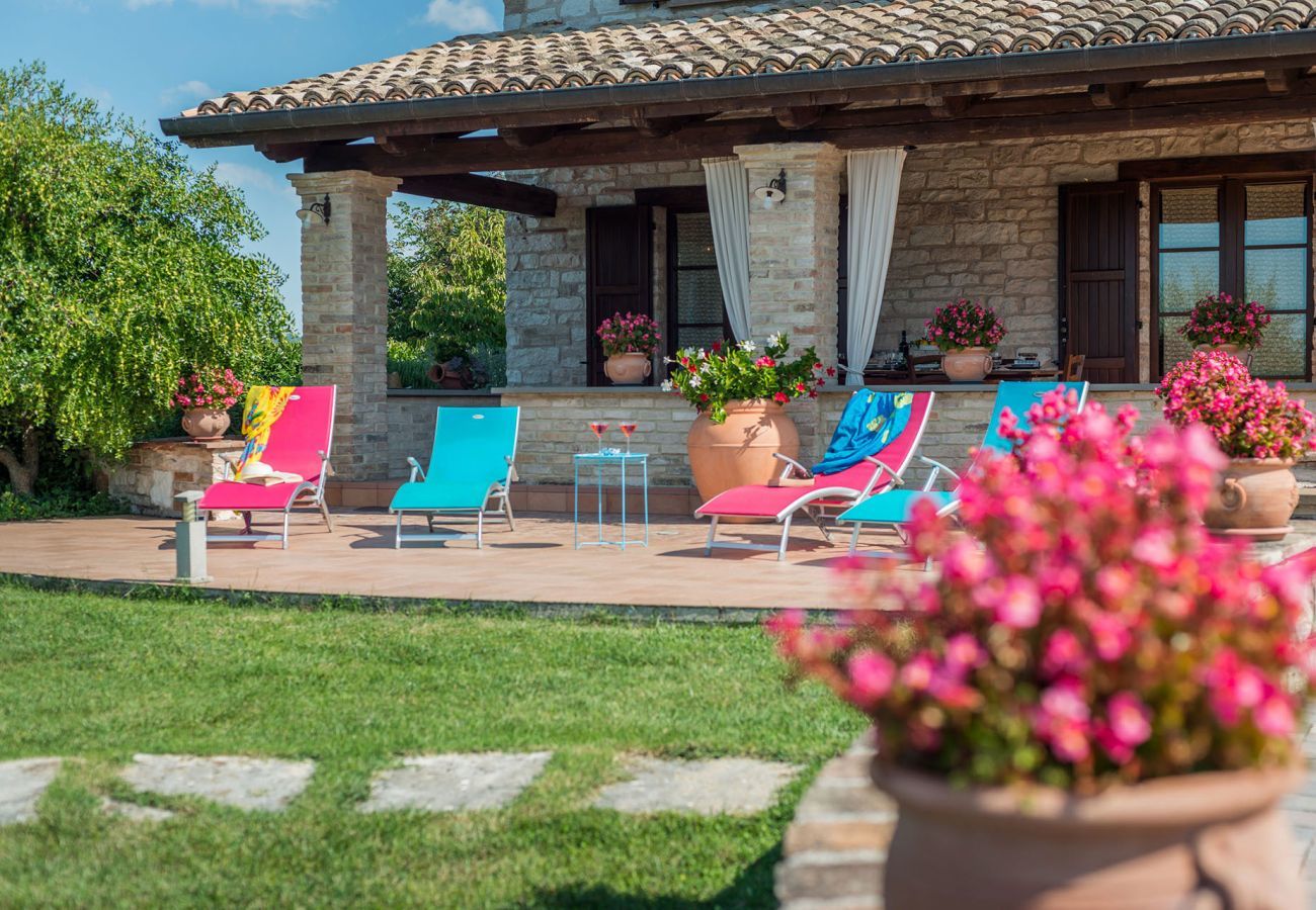 Villa Chiara is a detached villa with amazing views and private pool in Acqualagna, Le Marche