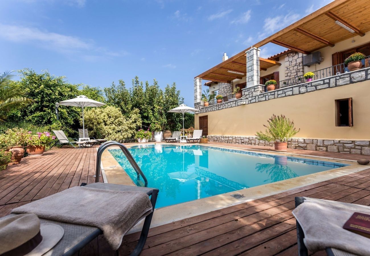 Villa Pelagia | A detached villa with private pool on Crete, Greece