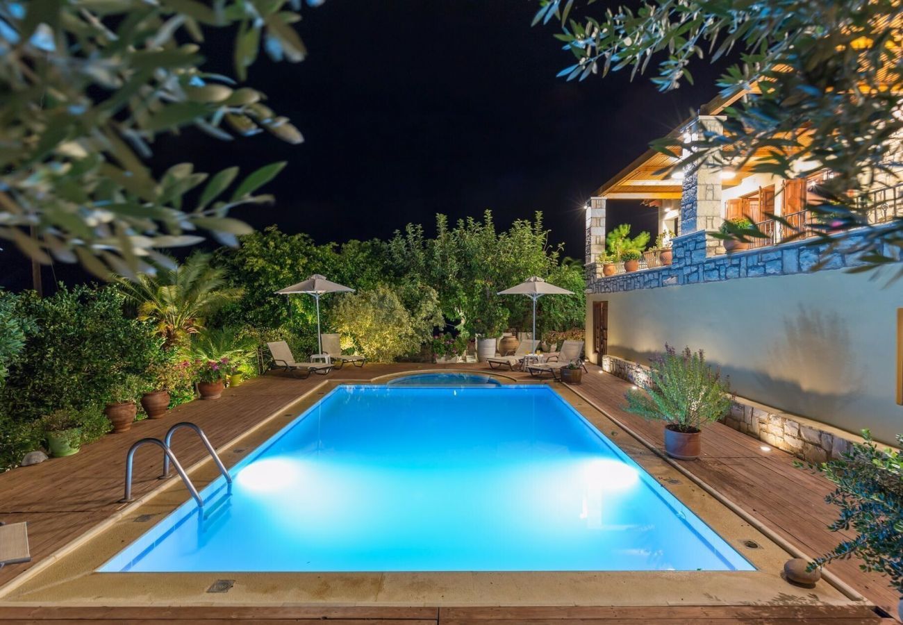  Villa Pelagia | A detached villa with private pool on Crete, Greece