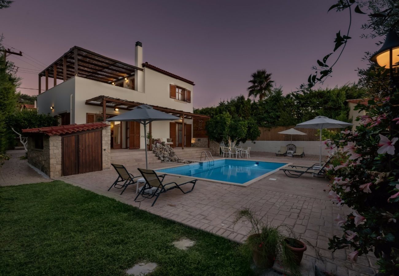 Villa Stacia | A detached villa with private pool on Crete, Greece