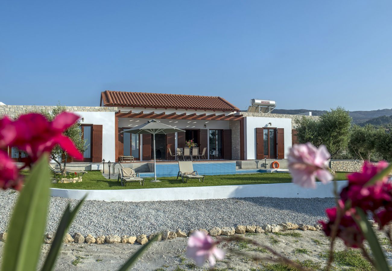  Villa Kyria | A detached villa with private pool on Crete, Greece