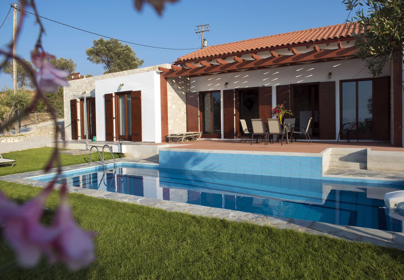  Villa Kyria | A detached villa with private pool on Crete, Greece