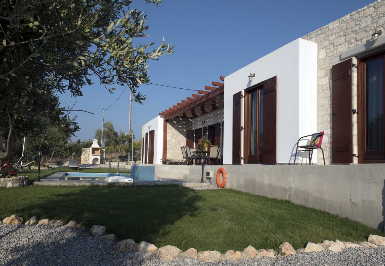  Villa Kyria | A detached villa with private pool on Crete, Greece