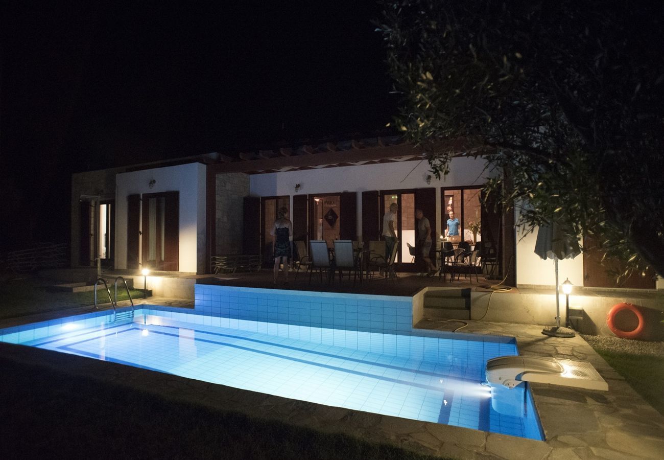  Villa Kyria | A detached villa with private pool on Crete, Greece