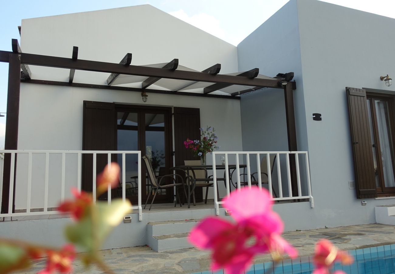  Villa Anna Kyrianna | A detached villa with private pool on Crete, Greece