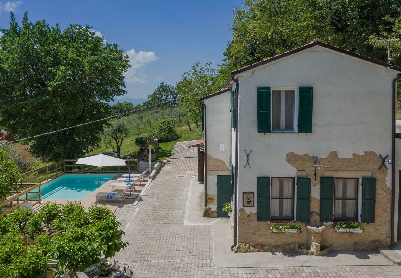 Villa in San Lorenzo in Campo - Casa Milena