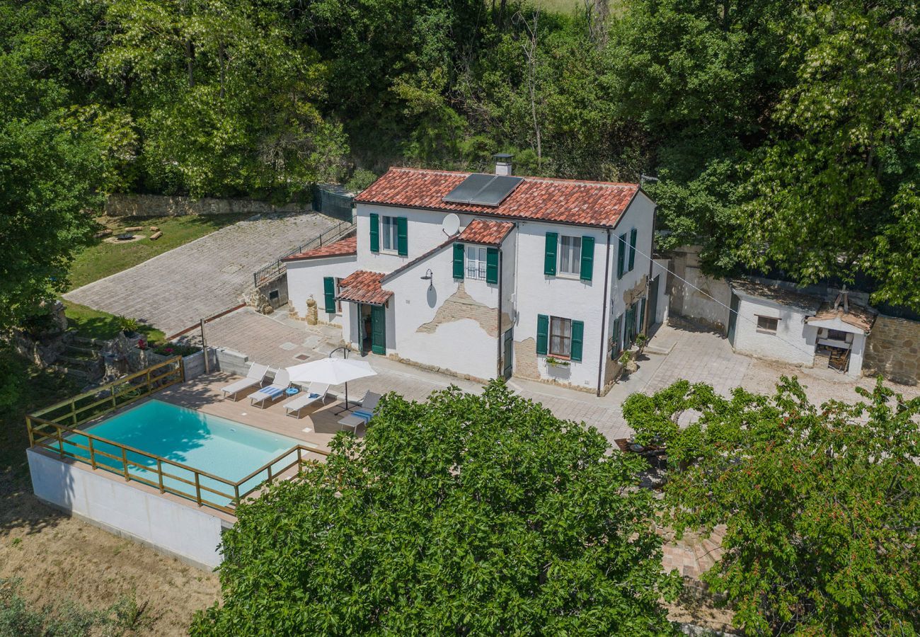 Villa in San Lorenzo in Campo - Casa Milena