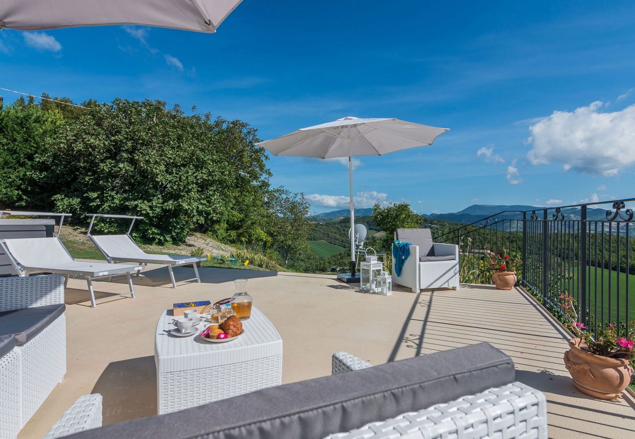 Villa Ilaria is a lovely holiday home with heated private pool and panoramic views in the nature of Cagli, Le Marche