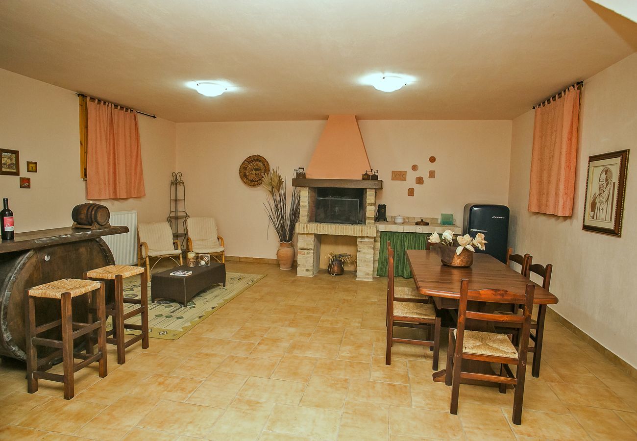 Casa Lidia is a cozy casa with private pool, close to the beautiful town of Bettona, Umbrië