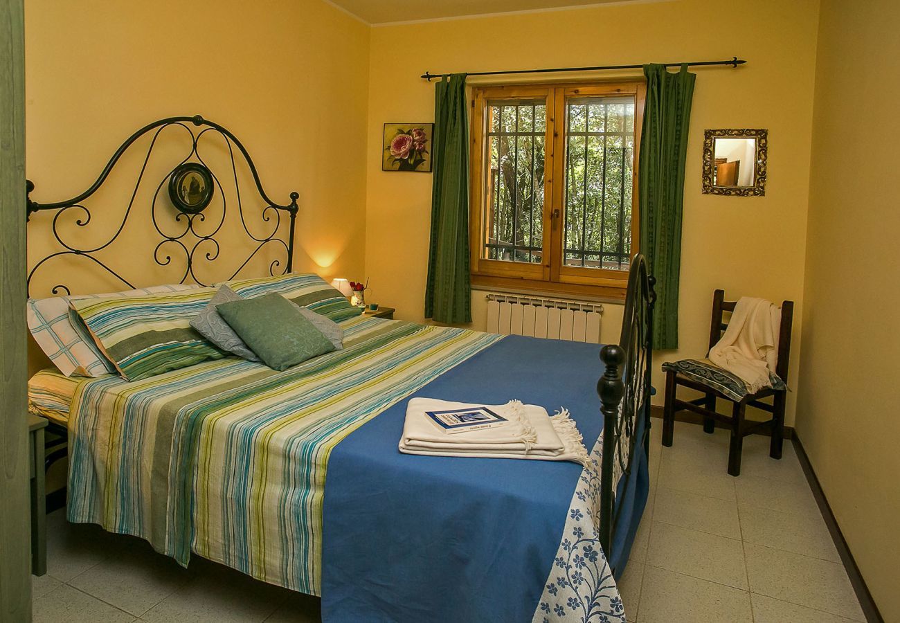 Casa Lidia is a cozy casa with private pool, close to the beautiful town of Bettona, Umbrië