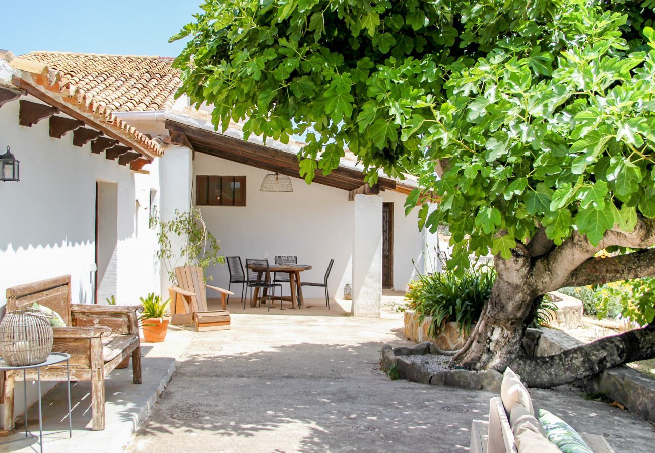 Villa in Benissa - Casita Travel | Finca Elodie