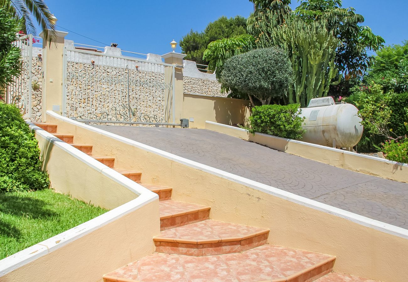 Villa in Moraira - Casita Travel | Villa Colina