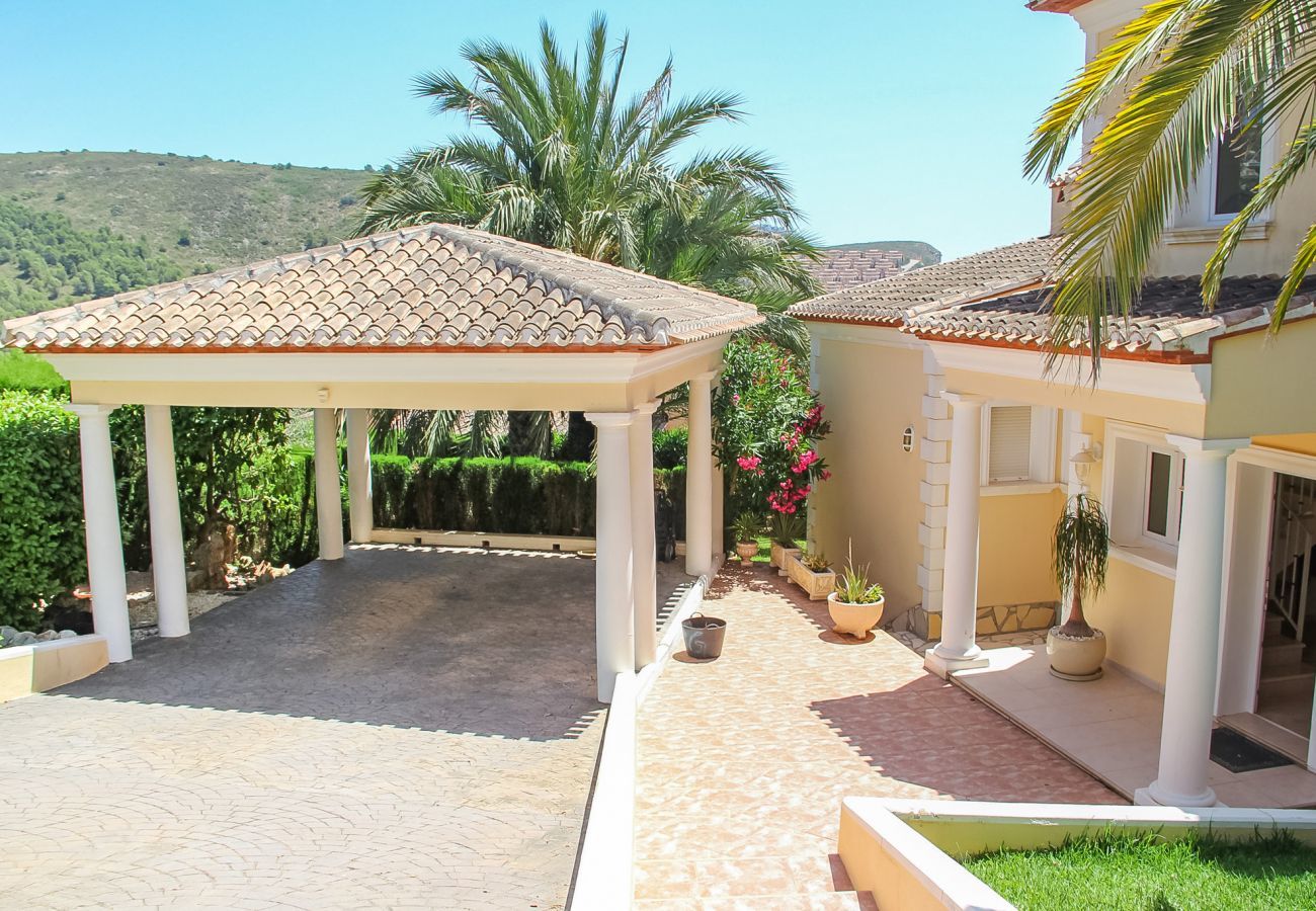 Villa in Moraira - Casita Travel | Villa Colina