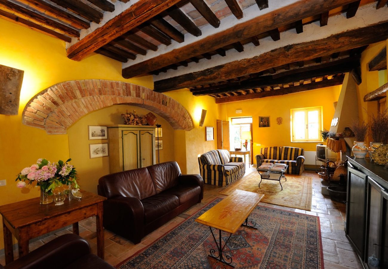 Antico Casolare is an unique villa with private pool and vineyard in Le Marche, Italy. Ideal for large groups!