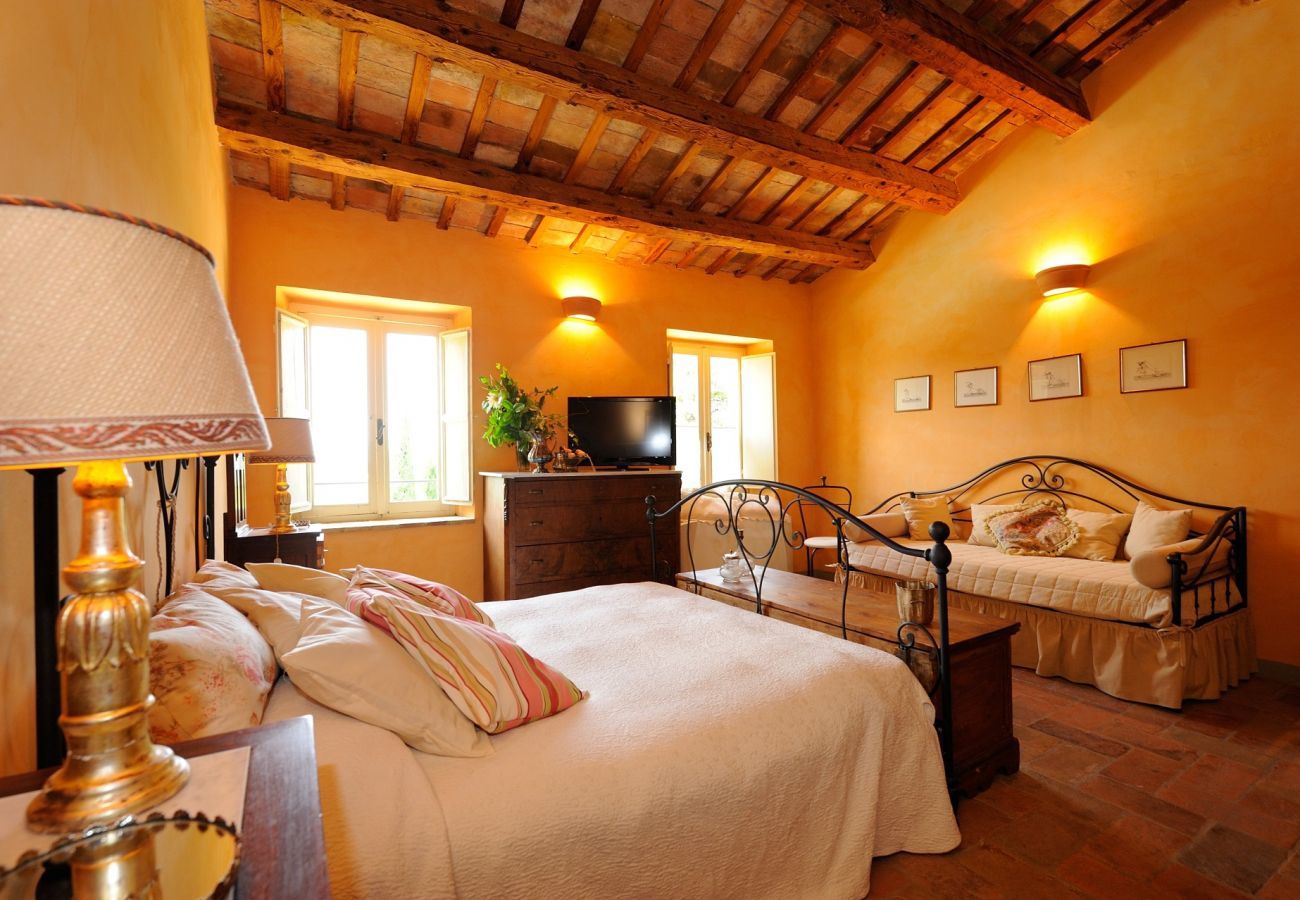 Antico Casolare is an unique villa with private pool and vineyard in Le Marche, Italy. Ideal for large groups!