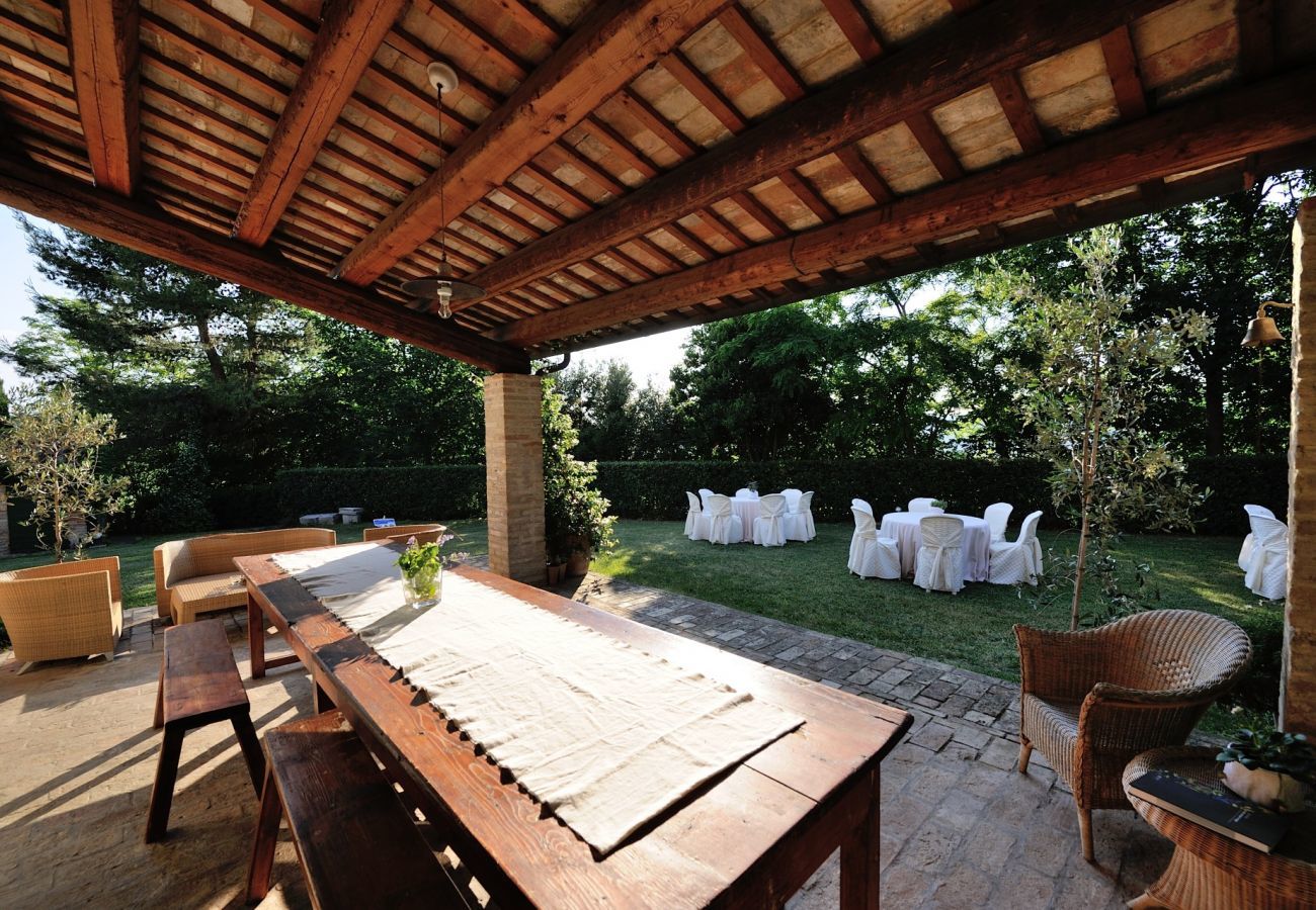 Antico Casolare is an unique villa with private pool and vineyard in Le Marche, Italy. Ideal for large groups!