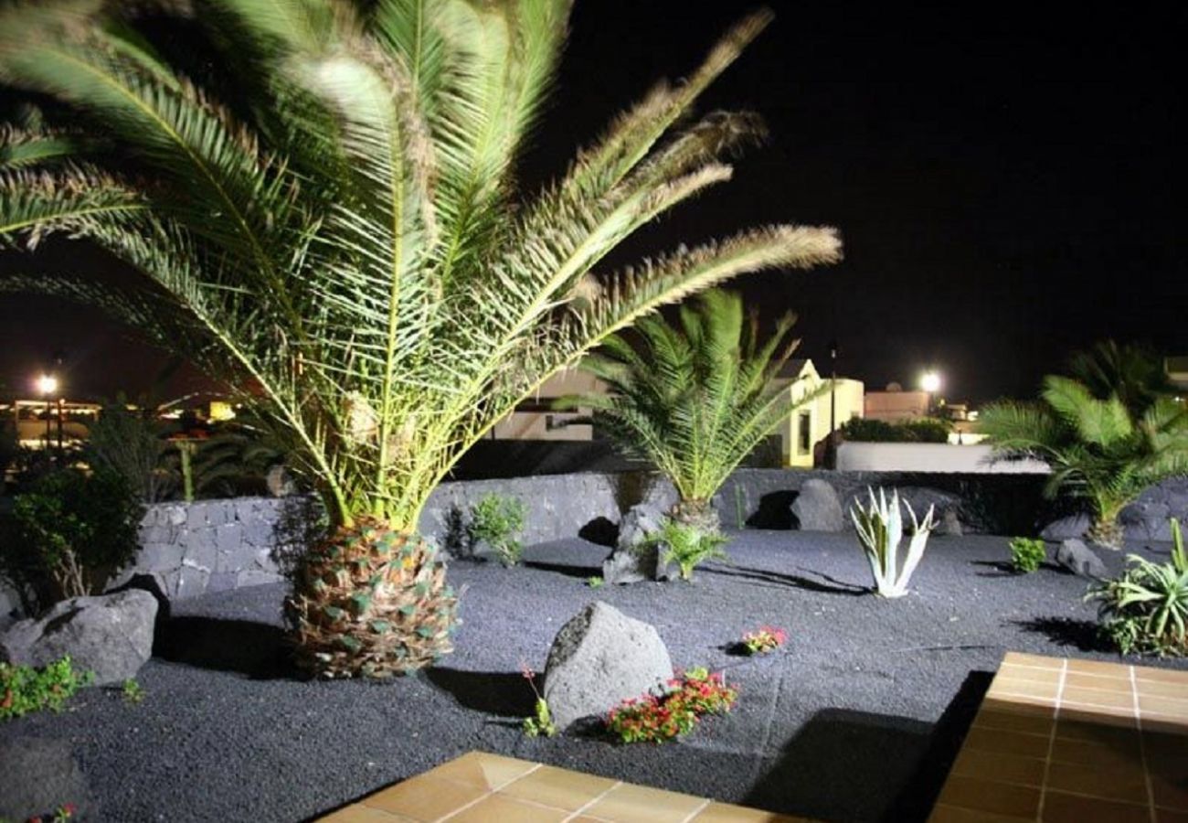 The best of this Villa Graciosa is that you have your private heated pool and also a shared pool of the complex.