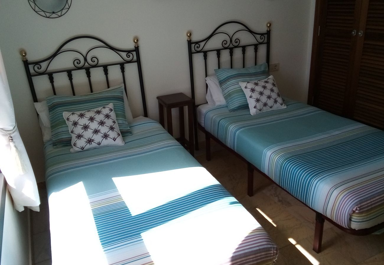 The best of this Villa Graciosa is that you have your private heated pool and also a shared pool of the complex.