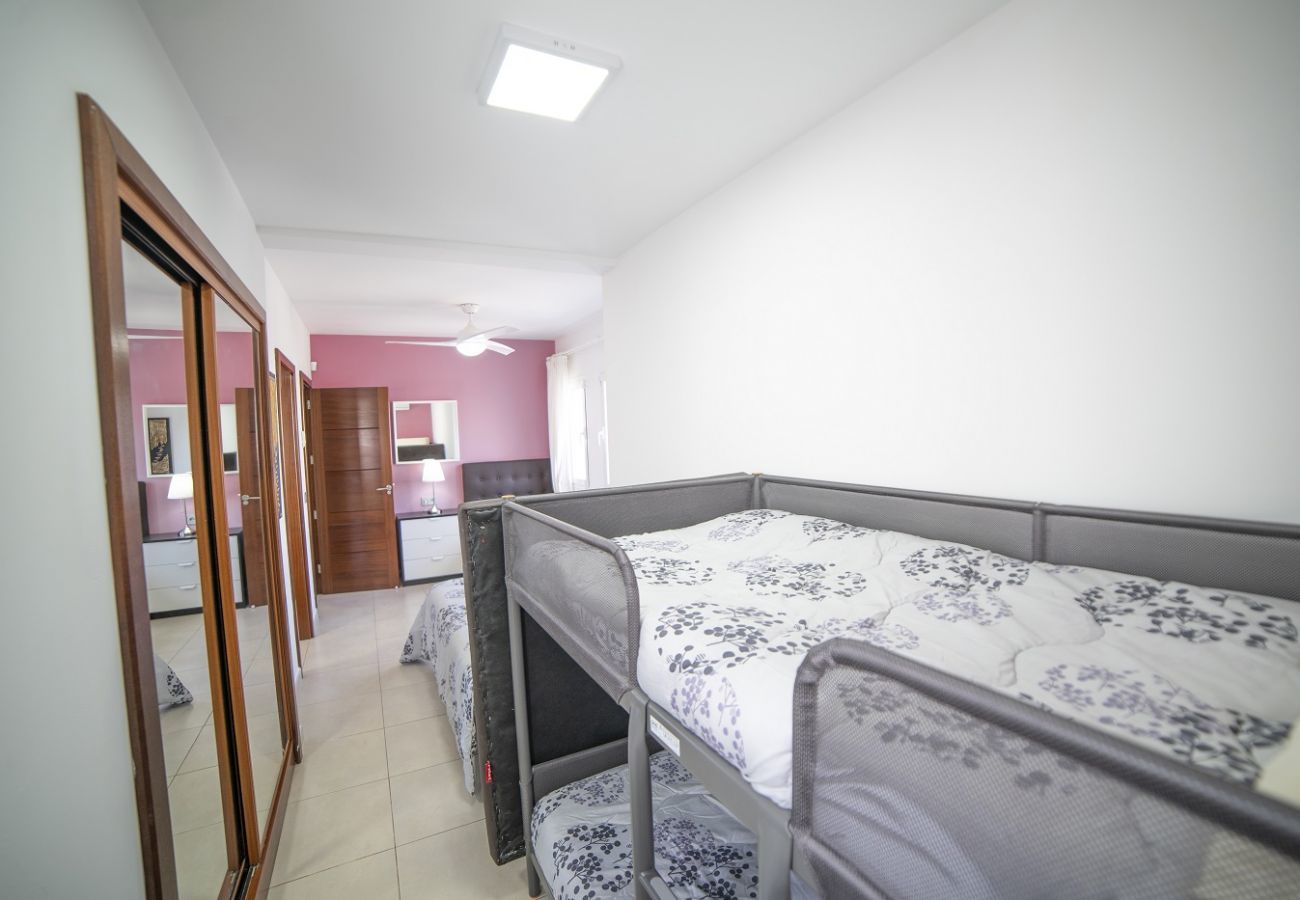 Villa Carmen is a luxurious holiday home for a large group. With heatable private pool in Puerto del Carmen, Lanzarote