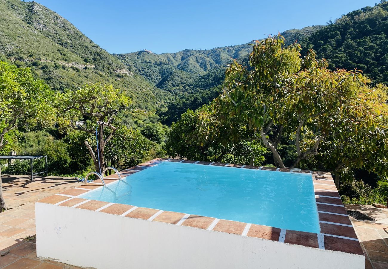 Finca Flores is a detached holiday home with private pool, amazing views and lots of privacy in Ojén, Andalusië