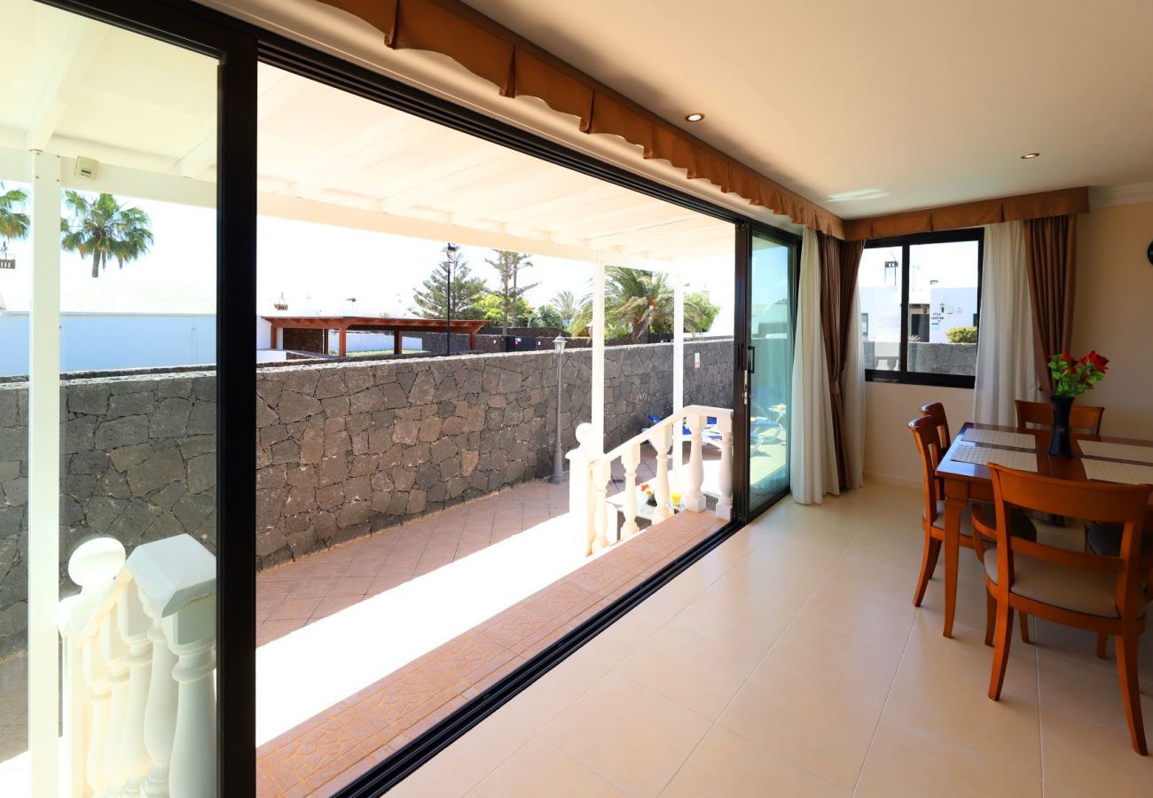 Villa Pippa is a holiday home with heated private pool. Near centre in Los Mojones, Puerto del Carmen, Lanzarote