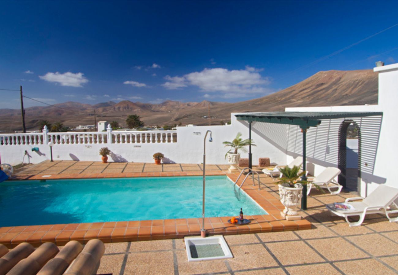 Villa Macher is a holiday home with heatable private pool and seaview in Puerto del Carmen, Lanzarote