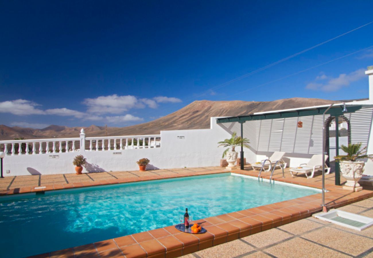 Villa Macher is a holiday home with heatable private pool and seaview in Puerto del Carmen, Lanzarote