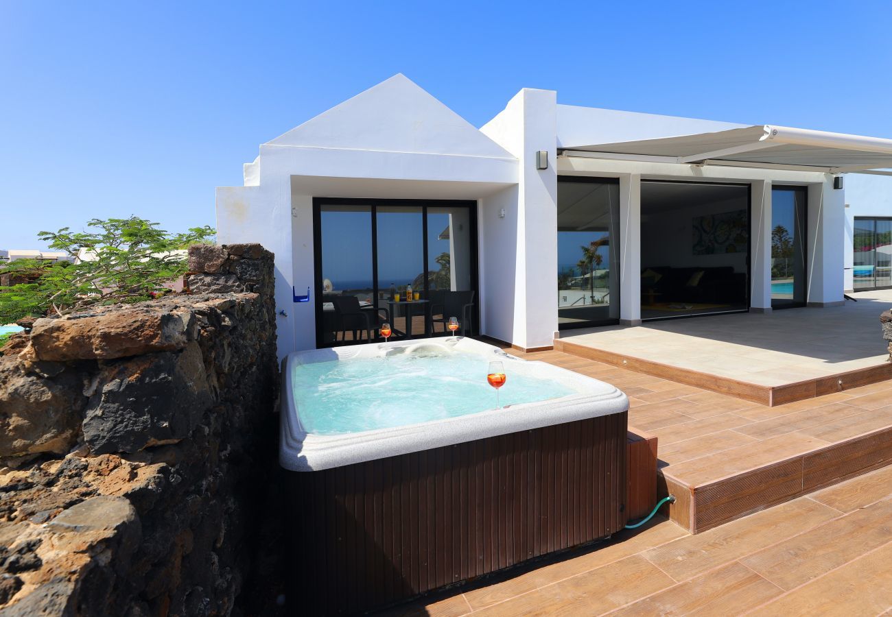 Villa June is luxurious holiday villa with heated private pool and sea view. Great location in Puerto del Carmen, Lanzarote