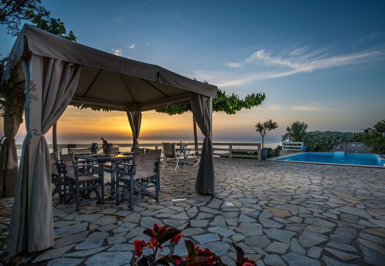 Villa in Athani - Villa Eleni