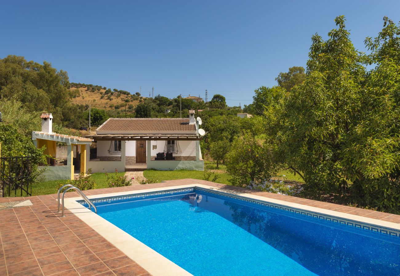 Villa in Alozaina - Casita Agua