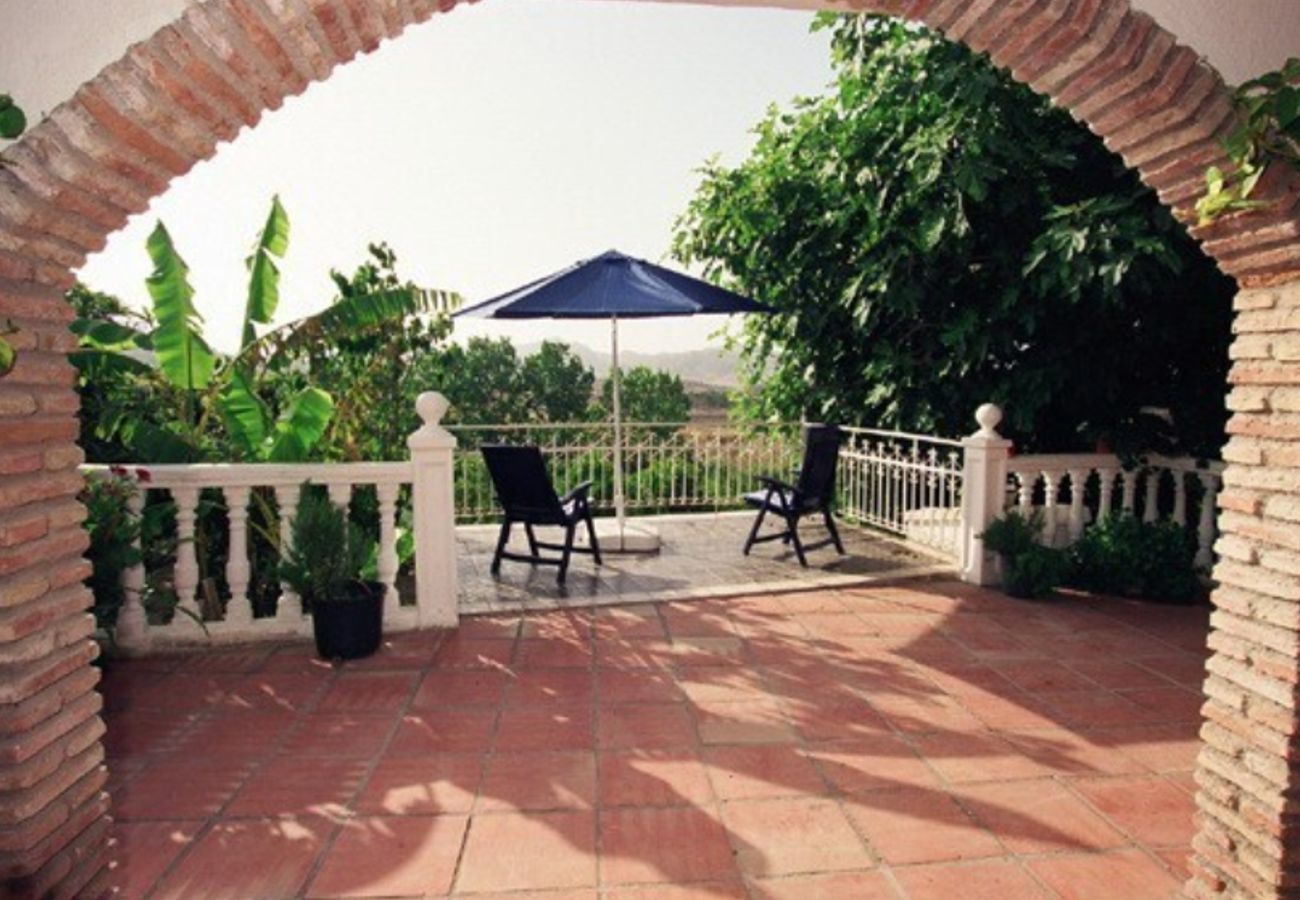 Finca de la Torre with heated private pool, garden with fruit trees and lots of privacy in Alhaurin de la Torre, Andalusië